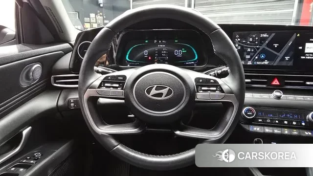 Hyundai The New Avante Hybrid (CN7) 2024 Белый из Кореи, фото 5