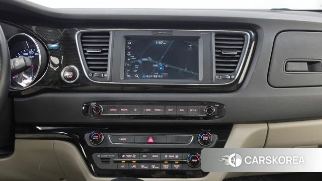 Kia The New Carnival 2018 Белый из Кореи, фото 5