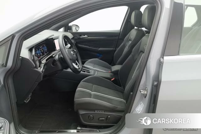 Volkswagen Golf 2022 Темно-серый из Китая, фото 5