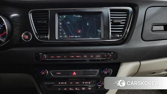 Kia The New Carnival 2018 Белый из Кореи, фото 5