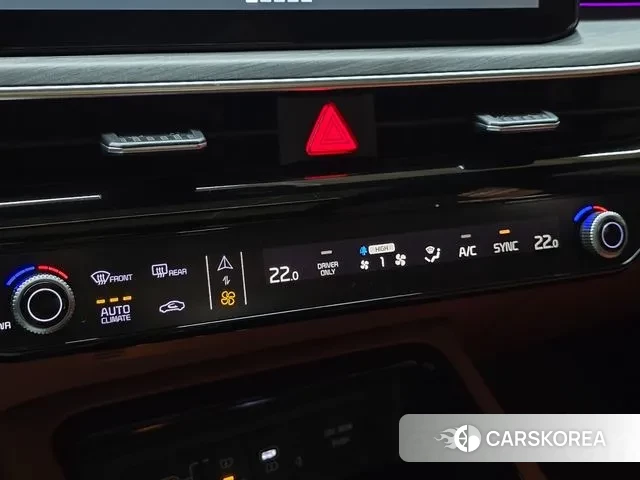 Kia The New K5 Hybrid 3rd generation 2025 Белый из Кореи, фото 5