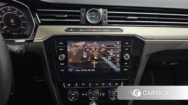 Volkswagen Arteon 2019 Белый из Кореи, фото 5