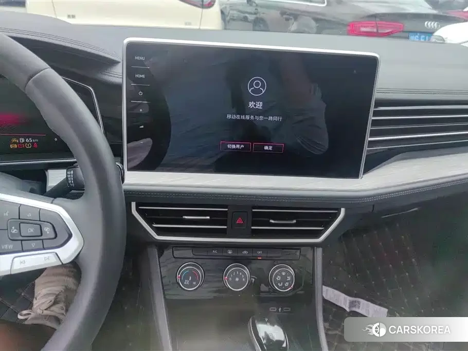 Volkswagen Sagitar 2025 Белый из Китая, фото 5