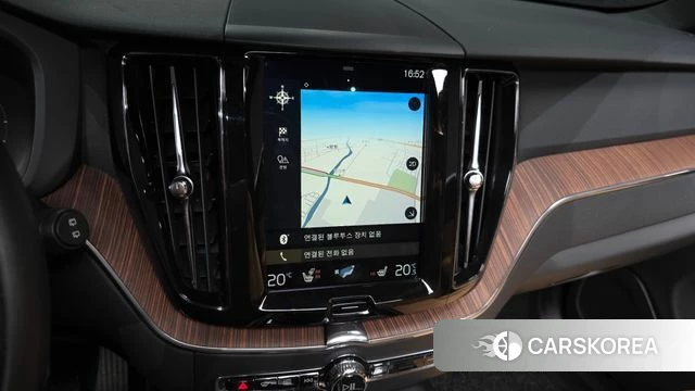 Volvo XC60 second Generation 2018 Белый из Кореи, фото 5