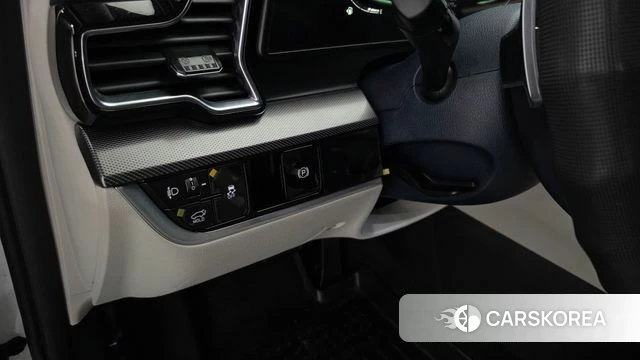 Kia Sportage 5th Generation 2023 Белый из Кореи, фото 5