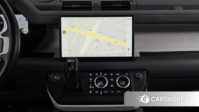Land Rover Defender (L663) 2023 Белый из Кореи, фото 5