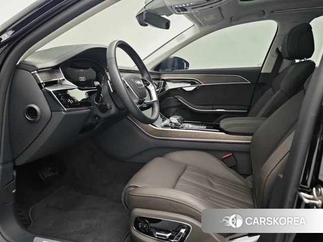 Audi A8 2021 Черный из Китая, фото 5