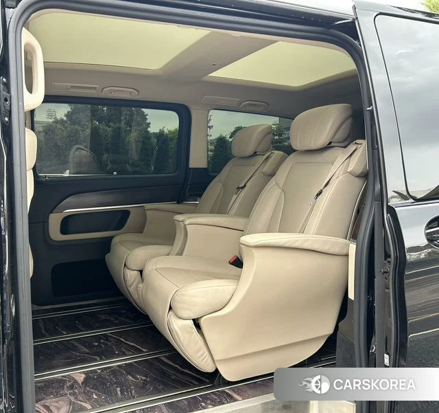 Mercedes-Benz V-class 2024 Черный из Китая, фото 5