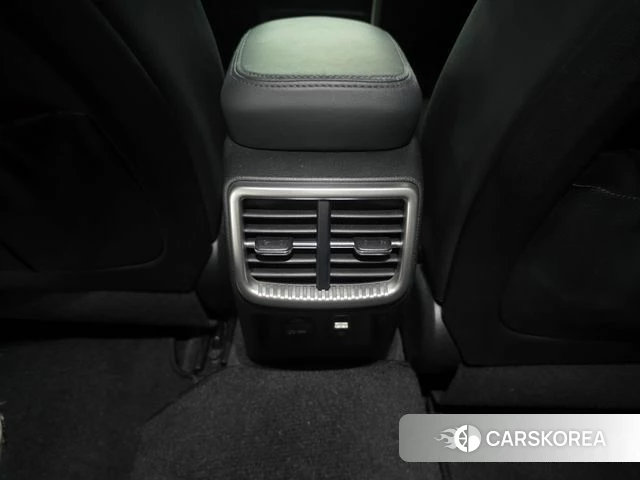 Kia The New K5 3rd generation 2023 Белый из Кореи, фото 5