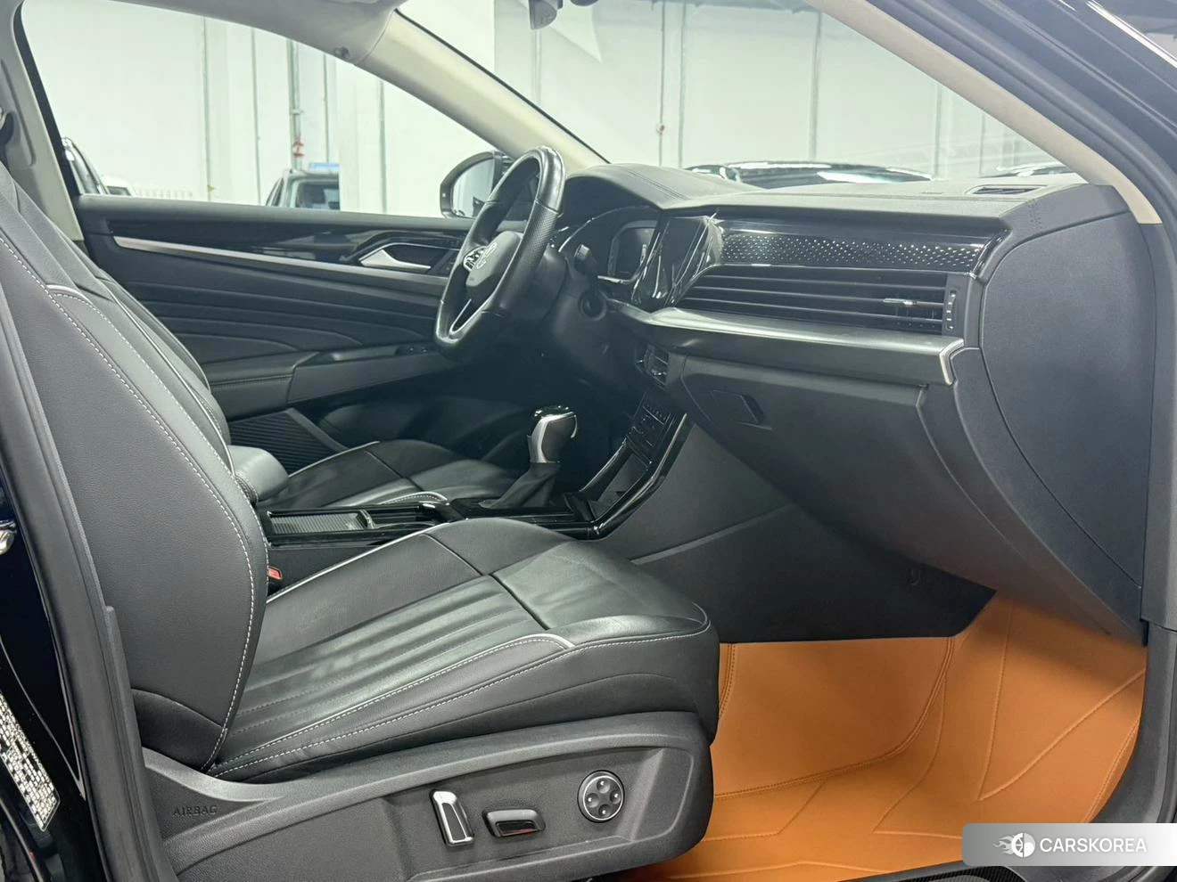 Volkswagen Passat 2023 Черный из Китая, фото 5
