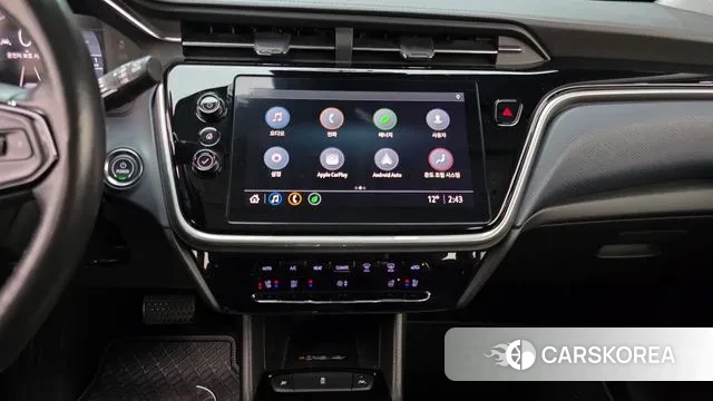 Chevrolet (GM Daewoo) Bolt EUV 2022 Светло-серебряный цвет из Кореи, фото 5