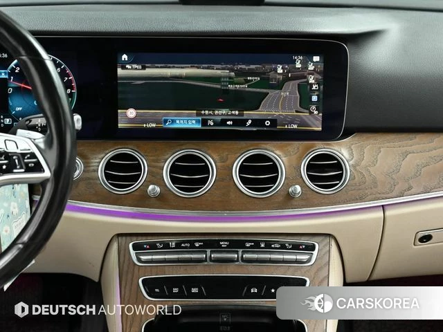Mercedes-Benz E-Class W213 2021 Черный из Кореи, фото 5