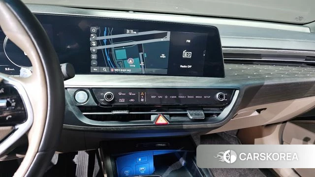 Kia K8 Hybrid 2022 Белый из Кореи, фото 5