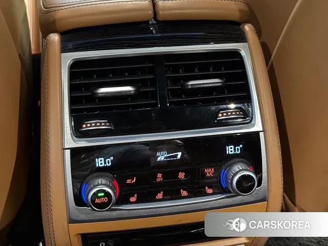 BMW 7 Series (G11) 2018 Черный из Кореи, фото 5