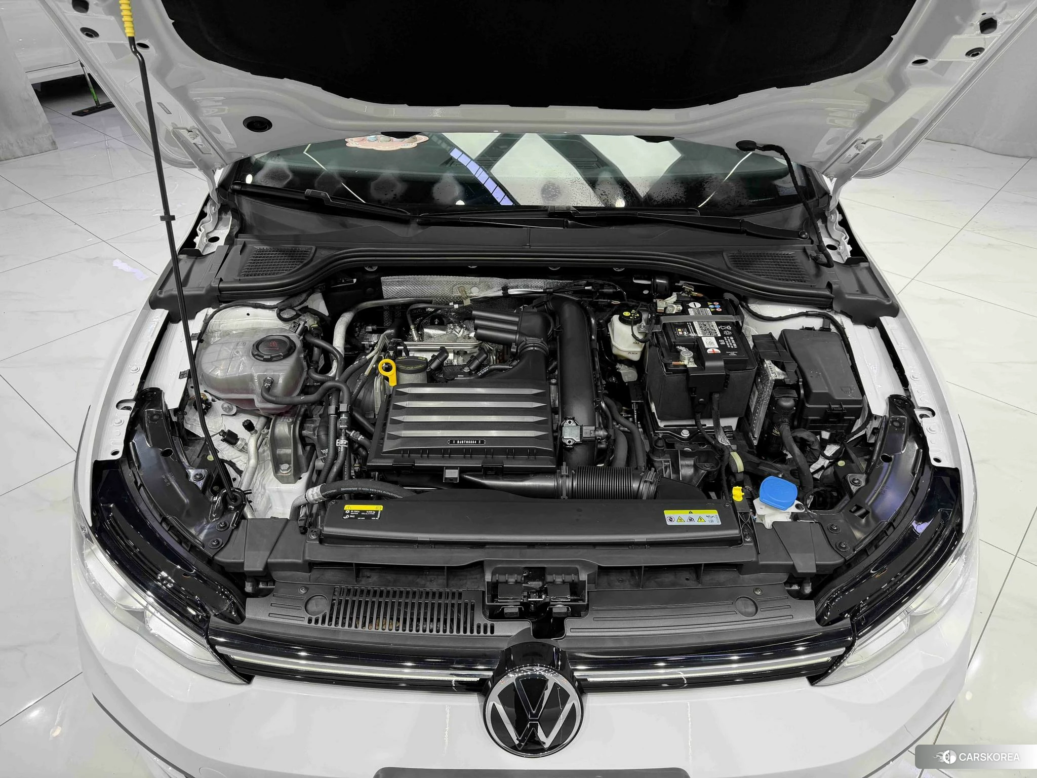 Volkswagen Golf 2022 Белый из Китая, фото 5