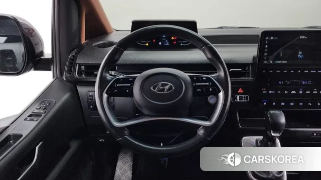 Hyundai Staria 2023 Серый из Кореи, фото 5