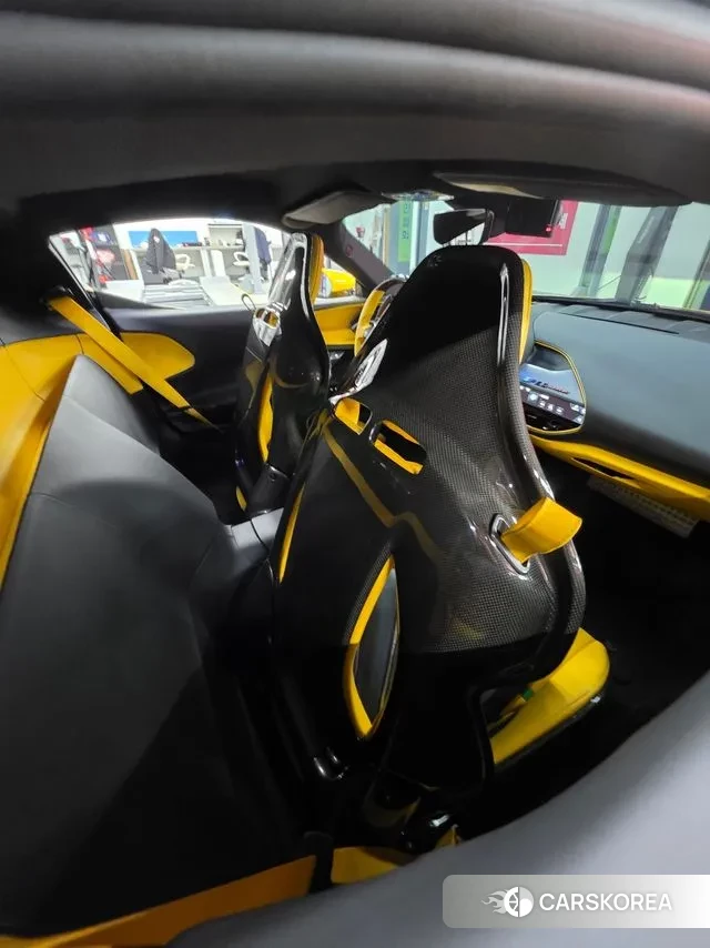 Ferrari SF90 Stradale 2023 Желтый из Кореи, фото 5