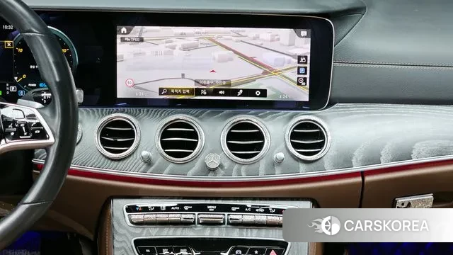 Mercedes-Benz E-Class W213 2022 Белый из Кореи, фото 5