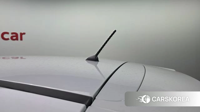 Hyundai Kona 2018 Белый из Кореи, фото 5