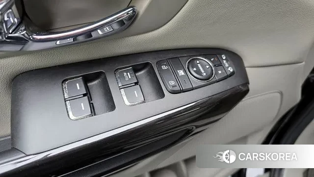 Kia The New Carnival 2018 Черный из Кореи, фото 5