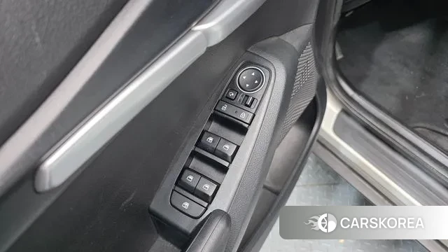 Kia Seltos 2019 Белый из Кореи, фото 5