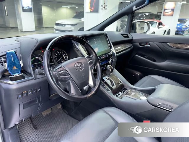 Toyota Elfa 2022 Белый из Китая, фото 5