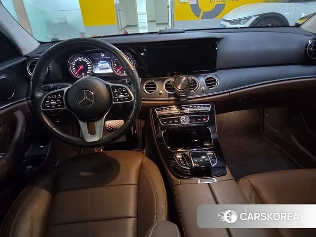 Mercedes-Benz E-Class W213 2019 Белый из Кореи, фото 5