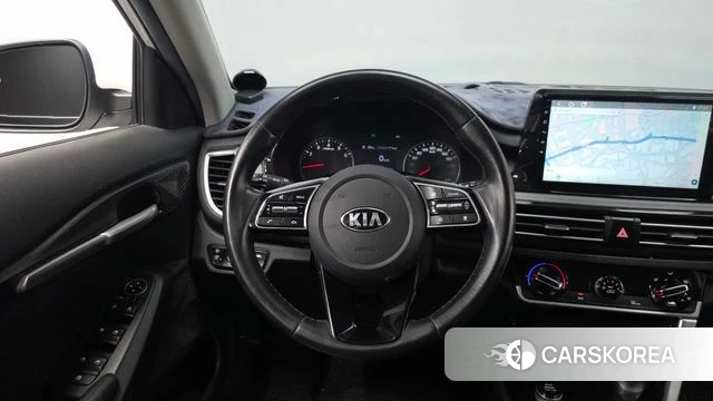 Kia Seltos 2020 Белый из Кореи, фото 5
