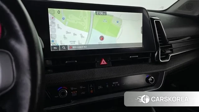 Kia Sportage 5th Generation 2022 Белый из Кореи, фото 5