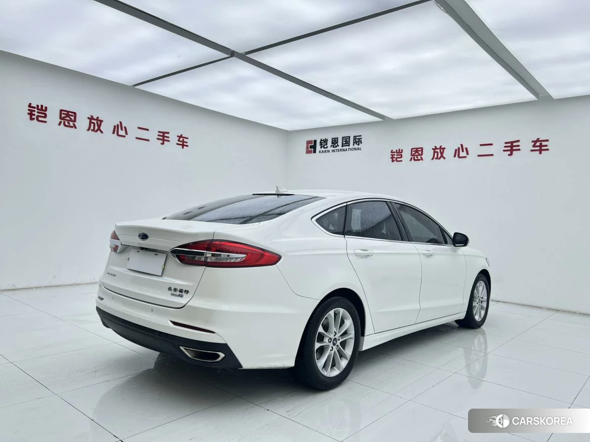 Ford Mondeo 2020 Белый из Китая, фото 5