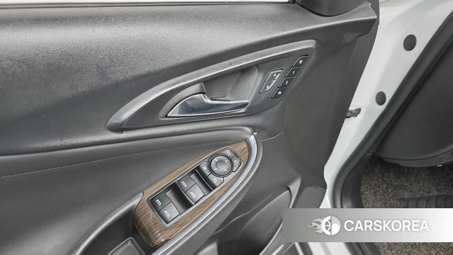 Chevrolet (GM Daewoo) The New Malibu 2019 Белый из Кореи, фото 5