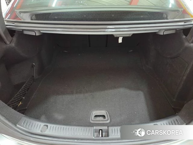 Mercedes-Benz E-Class W213 2018 Серебряный из Кореи, фото 5