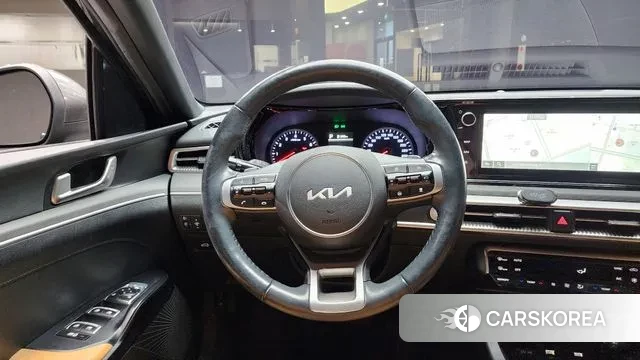 Kia K5 3rd generation 2022 Серый из Кореи, фото 5