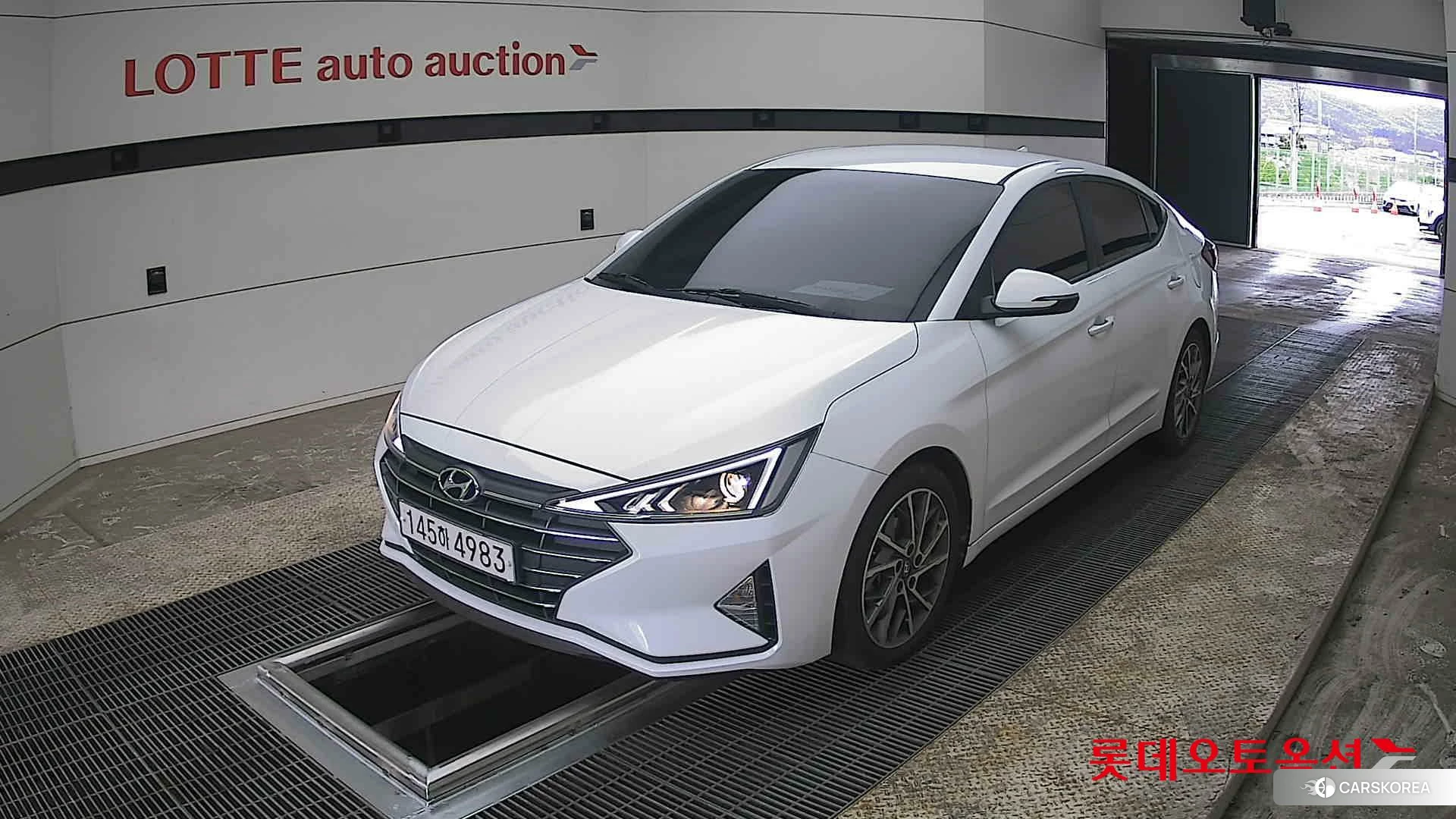 Hyundai Avante 2020 Polar White из Кореи, фото 5