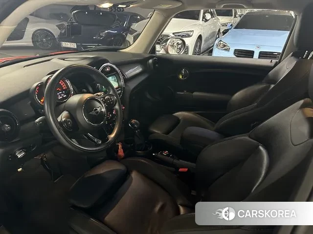 Mini Cooper S 2019 Красный из Кореи, фото 5