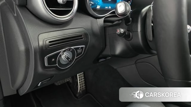 Mercedes-Benz GLC-Class X253 2021 Белый из Кореи, фото 5