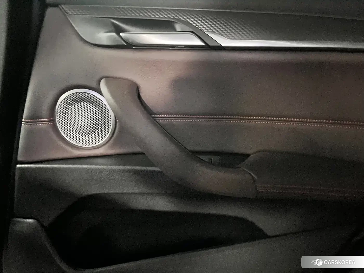 BMW X2 2021 Silver/gray из Китая, фото 5