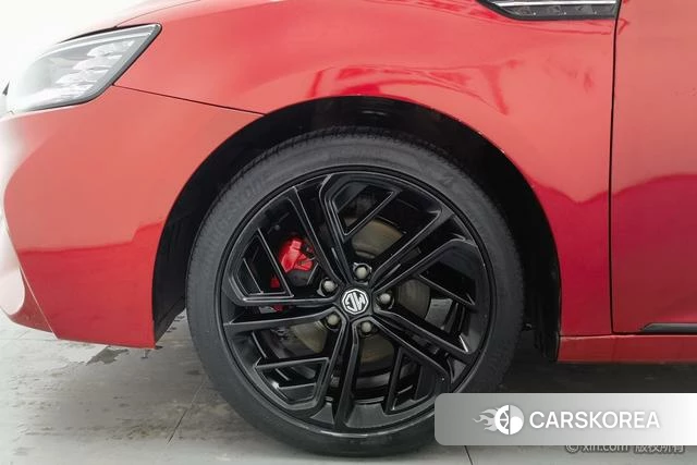 MG MG6 2020 Красный из Китая, фото 5