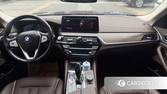 BMW 5 series PHEV 2021 Черный из Китая, фото 5