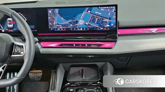 BMW 5 Series (G60) 2023 Белый из Кореи, фото 5