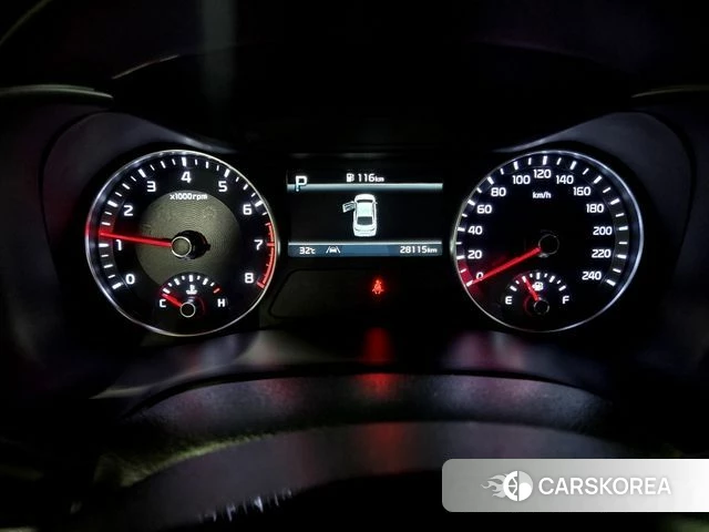 Kia The New K3 2nd generation 2022 Белый из Кореи, фото 5