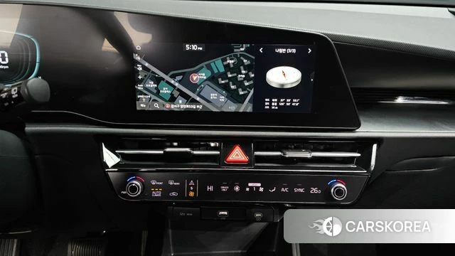 Kia Di Ol Nu Niro 2023 Серебристо-серый из Кореи, фото 5