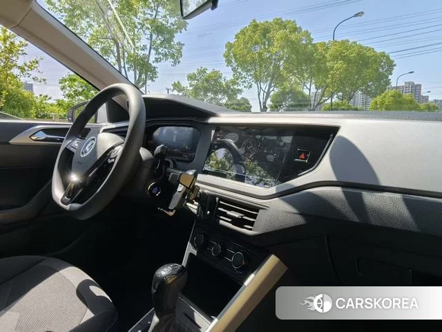 Volkswagen Polo 2022 Белый из Китая, фото 5
