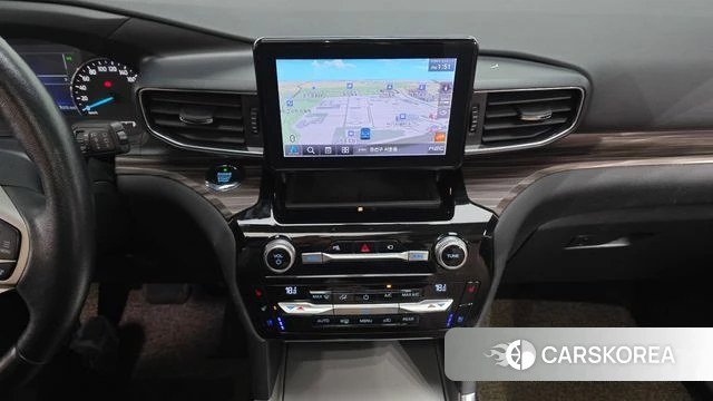 Ford Explorer 6th Generation 2021 Белый из Кореи, фото 5