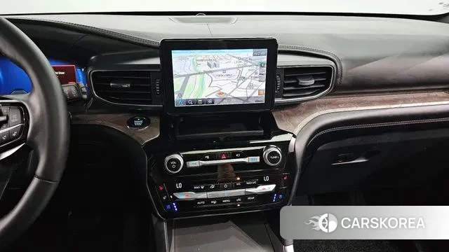 Ford Explorer 6th Generation 2021 Белый из Кореи, фото 5