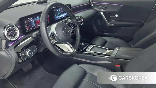 Mercedes-Benz A-Class W177 2024 Белый из Кореи, фото 5
