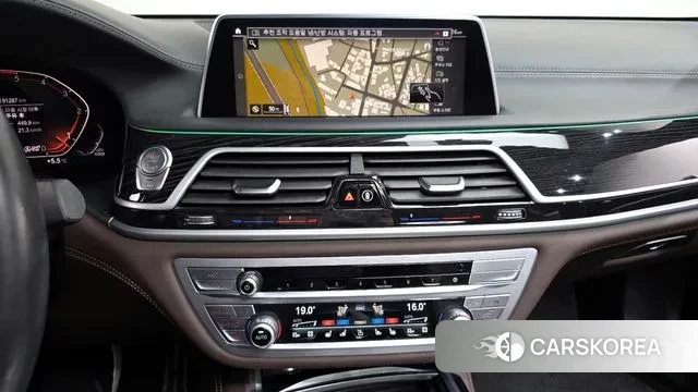 BMW 7 Series (G11) 2019 Серый из Кореи, фото 5