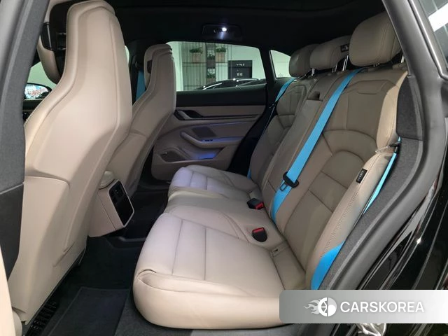 Porsche Taycan 2025 Черный из Кореи, фото 5