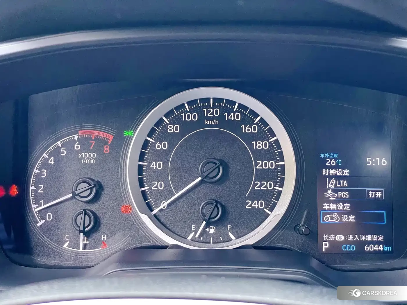 Toyota Corolla 2024 Белый из Китая, фото 5