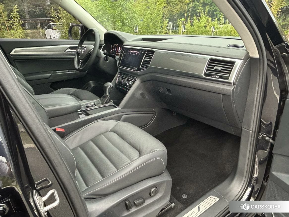 Volkswagen Tourang 2019 Черный из Китая, фото 5